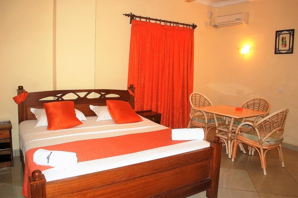 Regency Park Hotel Mombasa Exterior foto